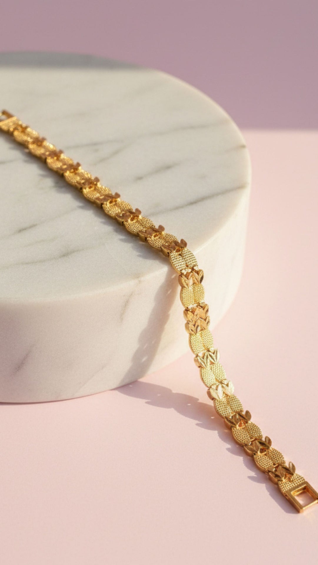 Waterproof 24k Shiny Gold Link Textured Bracelet