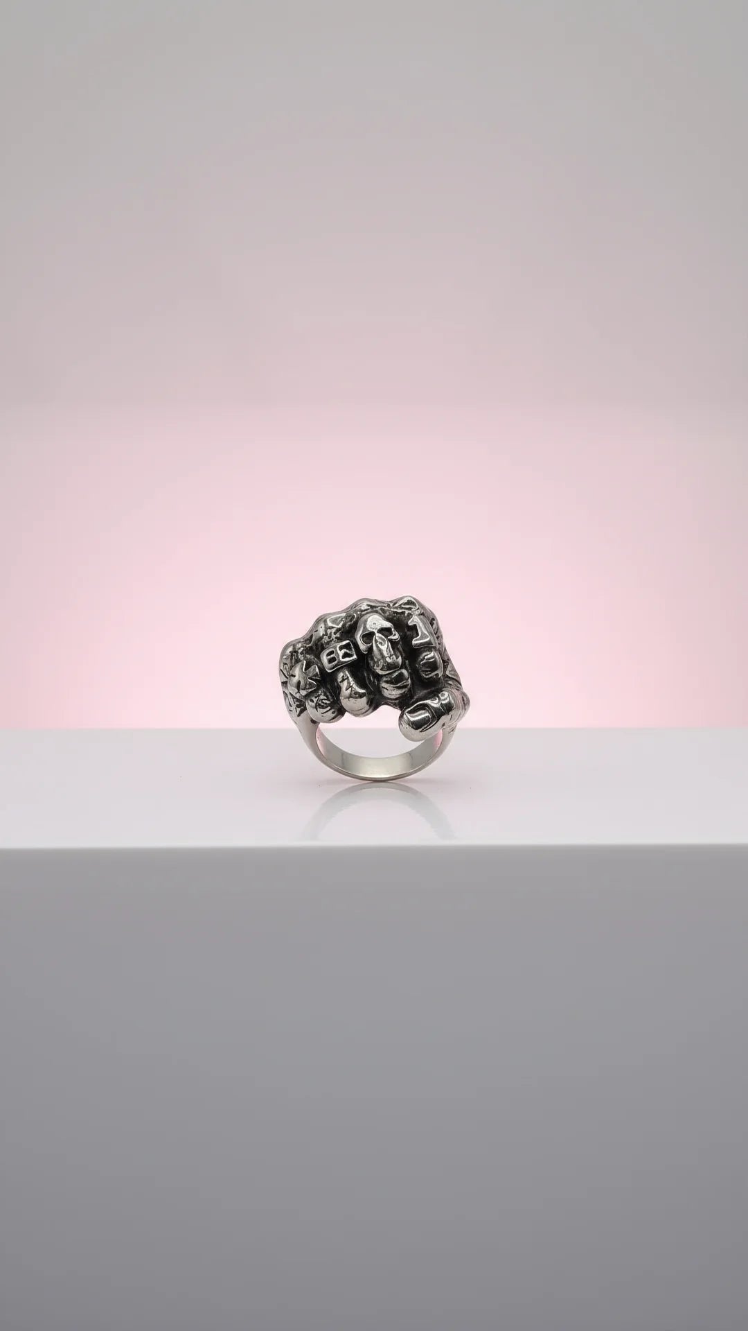 Stainless Steel Fist Of Skulls Men's Waterproof Biker Ring