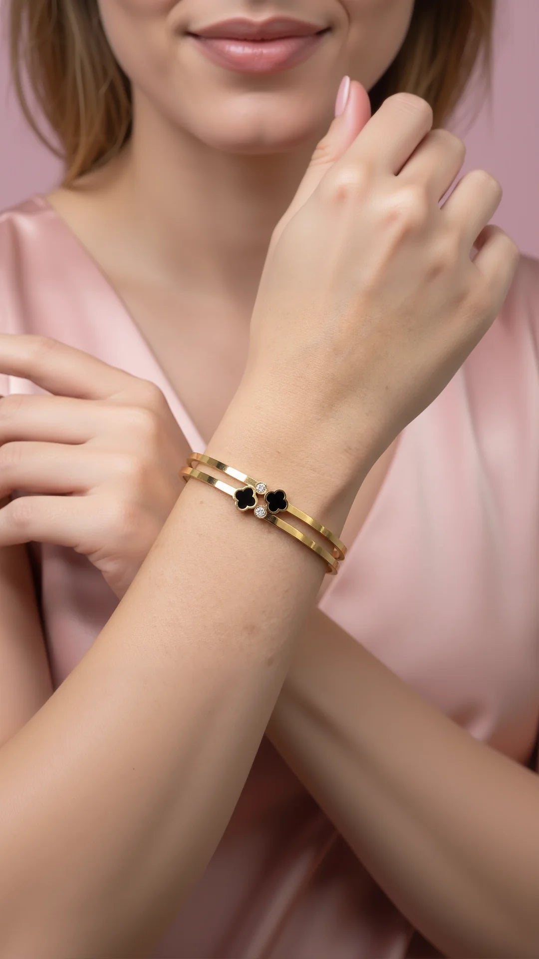Waterproof Black Clover Stainless Steel Stacking Bangle