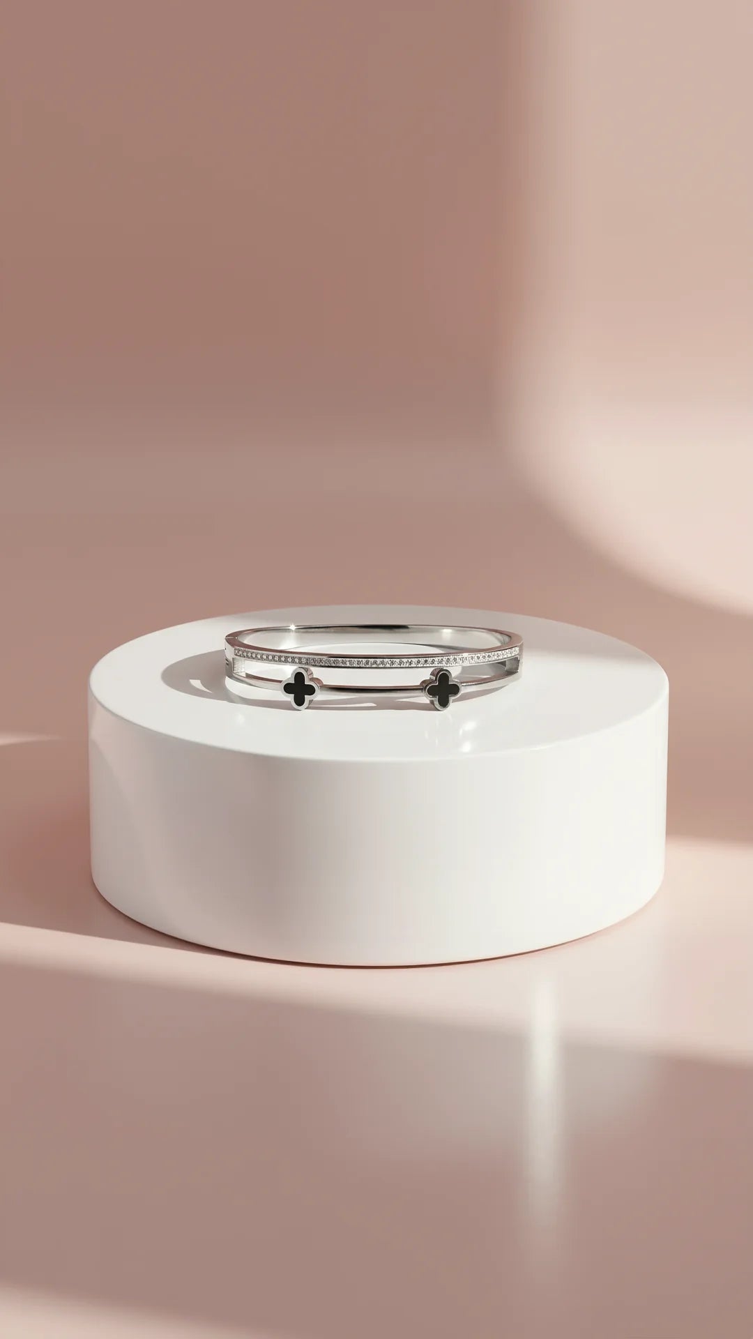 Waterproof Crystal Clover Stainless Steel Charm Bangle