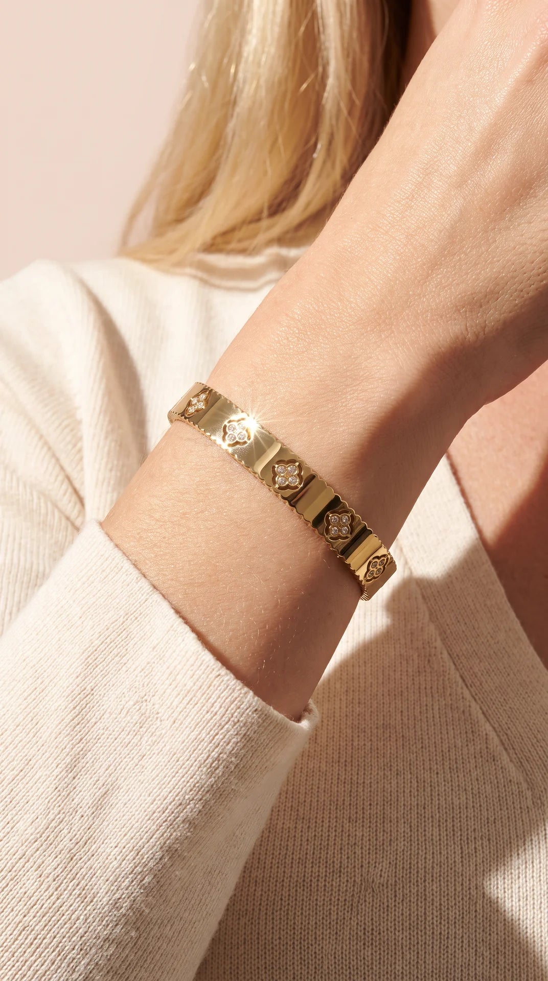 Chunky Clover Gold Plated Bangle