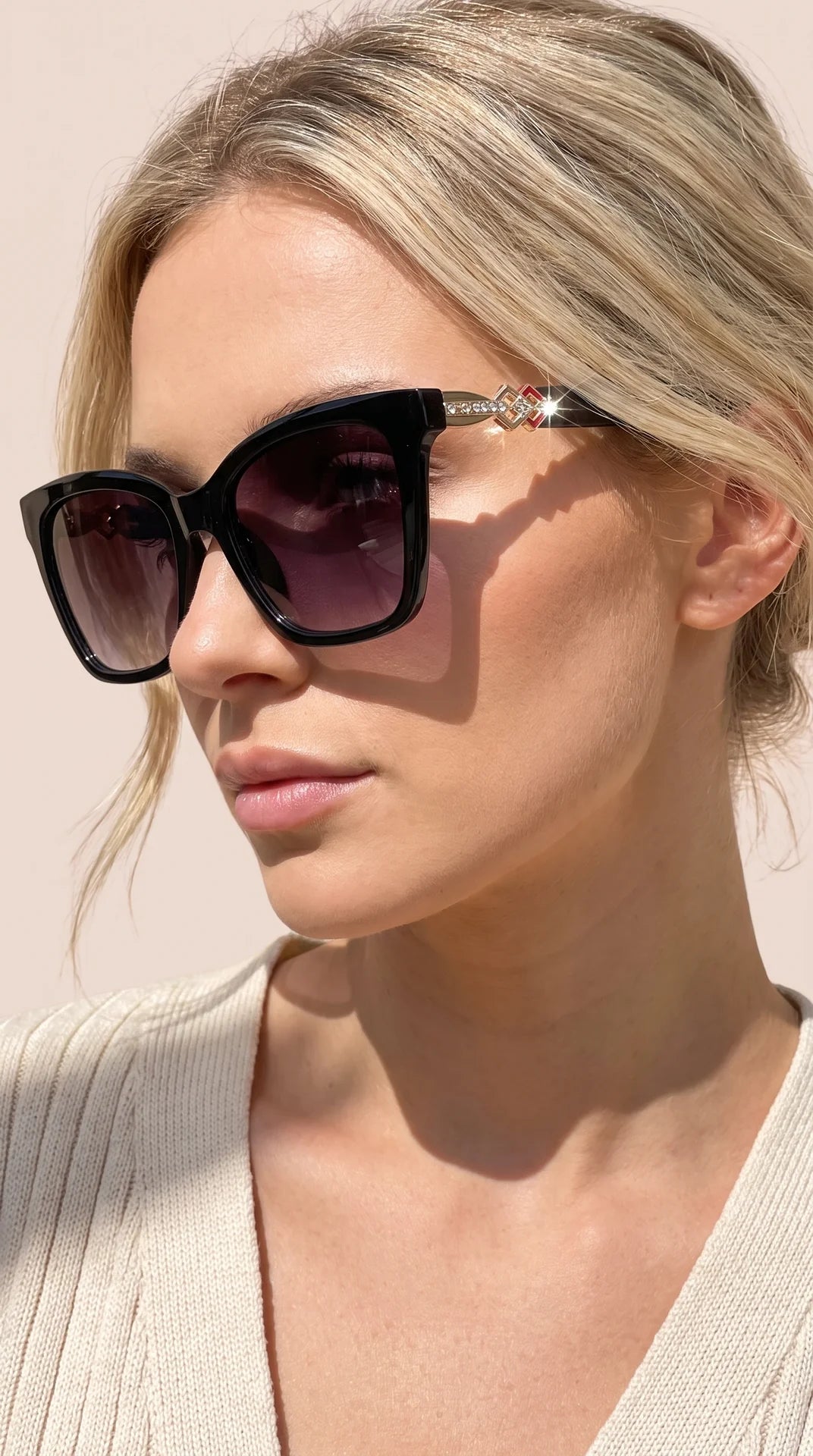 Box Of 20 Black Frame Crystal Sunglasses