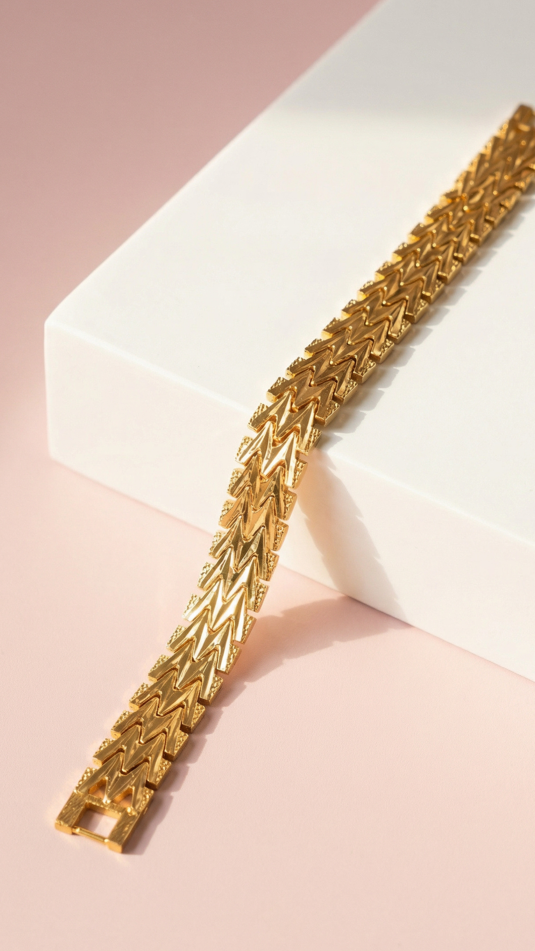 Waterproof 24k Gold Plated Geometric Link Bracelet