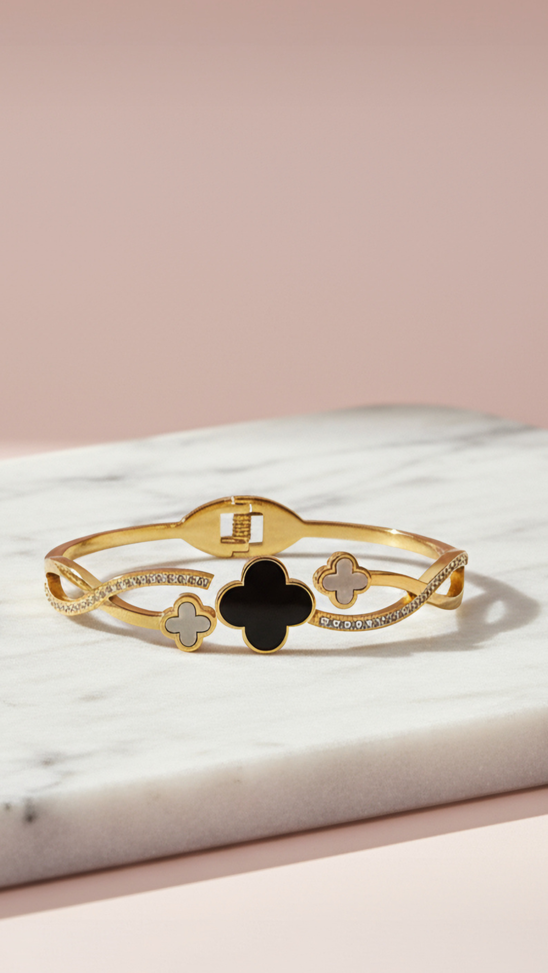 Waterproof Curved Stainless Steel Clover Stacking Bangle